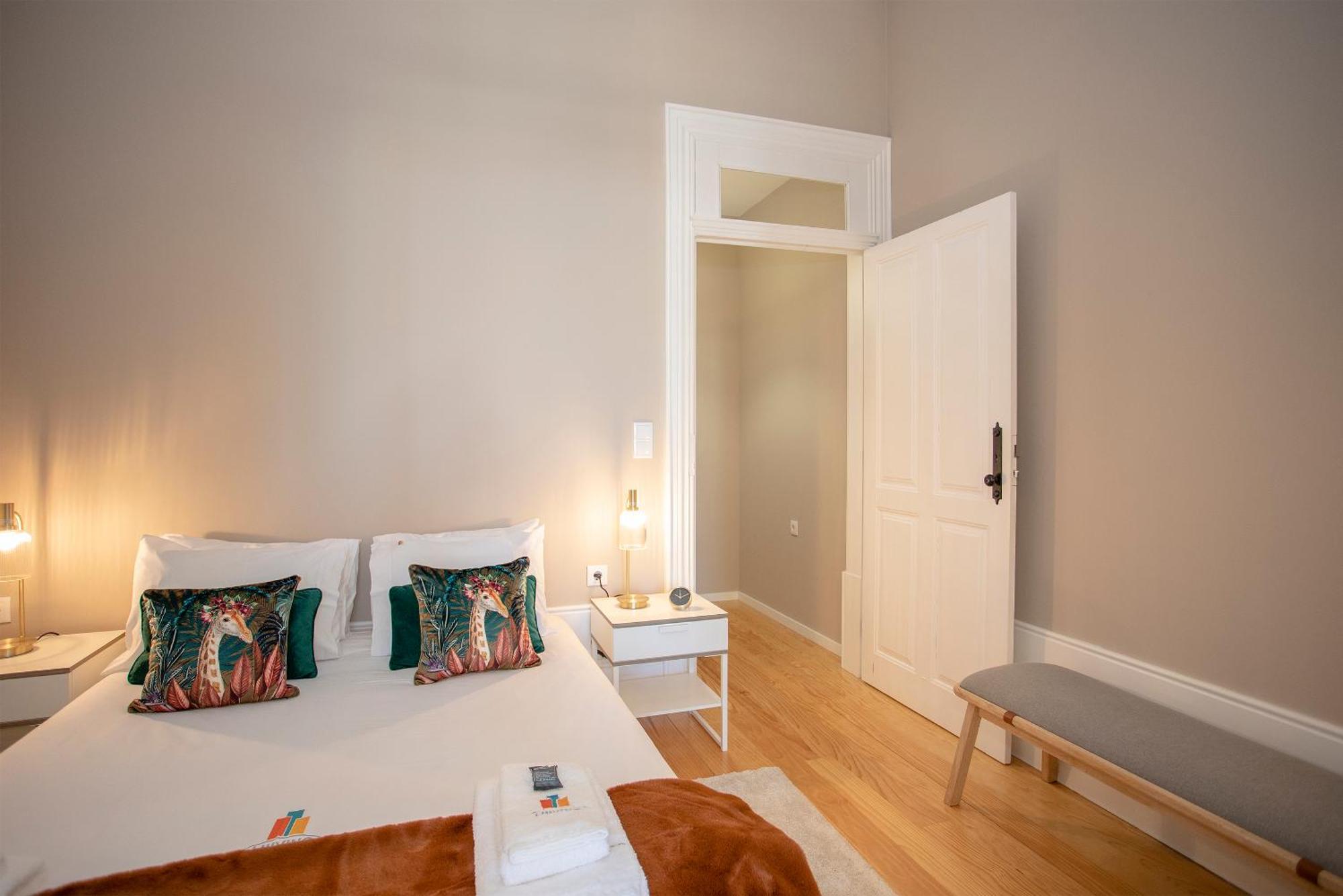 Liiiving In Porto - Balcony Design Apartment ภายนอก รูปภาพ